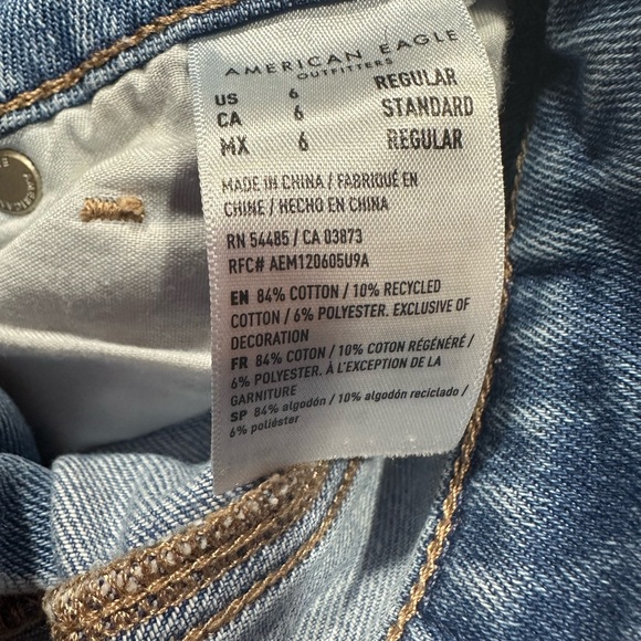 American Eagle Outfitters Light Blue Distressed Straight Leg Mom Jeans - Picture 9 of 12